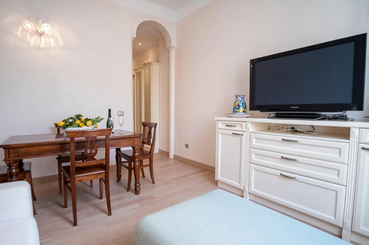 Noliday Suite Riviera Luxury Sea Flat Buitenkant foto