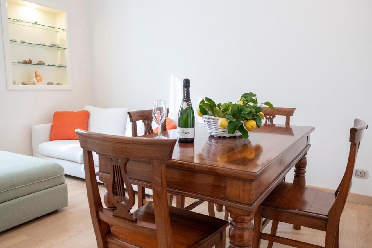 Noliday Suite Riviera Luxury Sea Flat Buitenkant foto